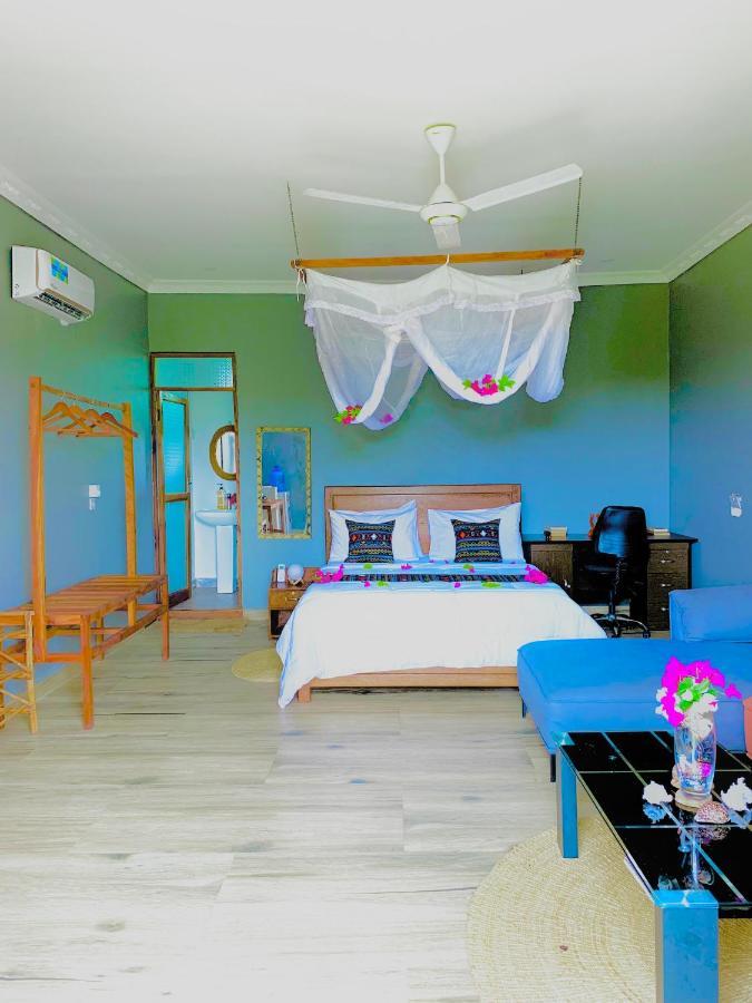 Uroa Getaway B&B 외부 사진