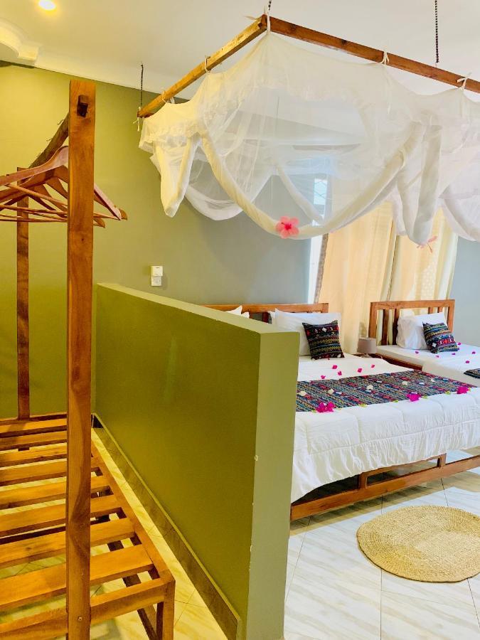 Uroa Getaway B&B 외부 사진